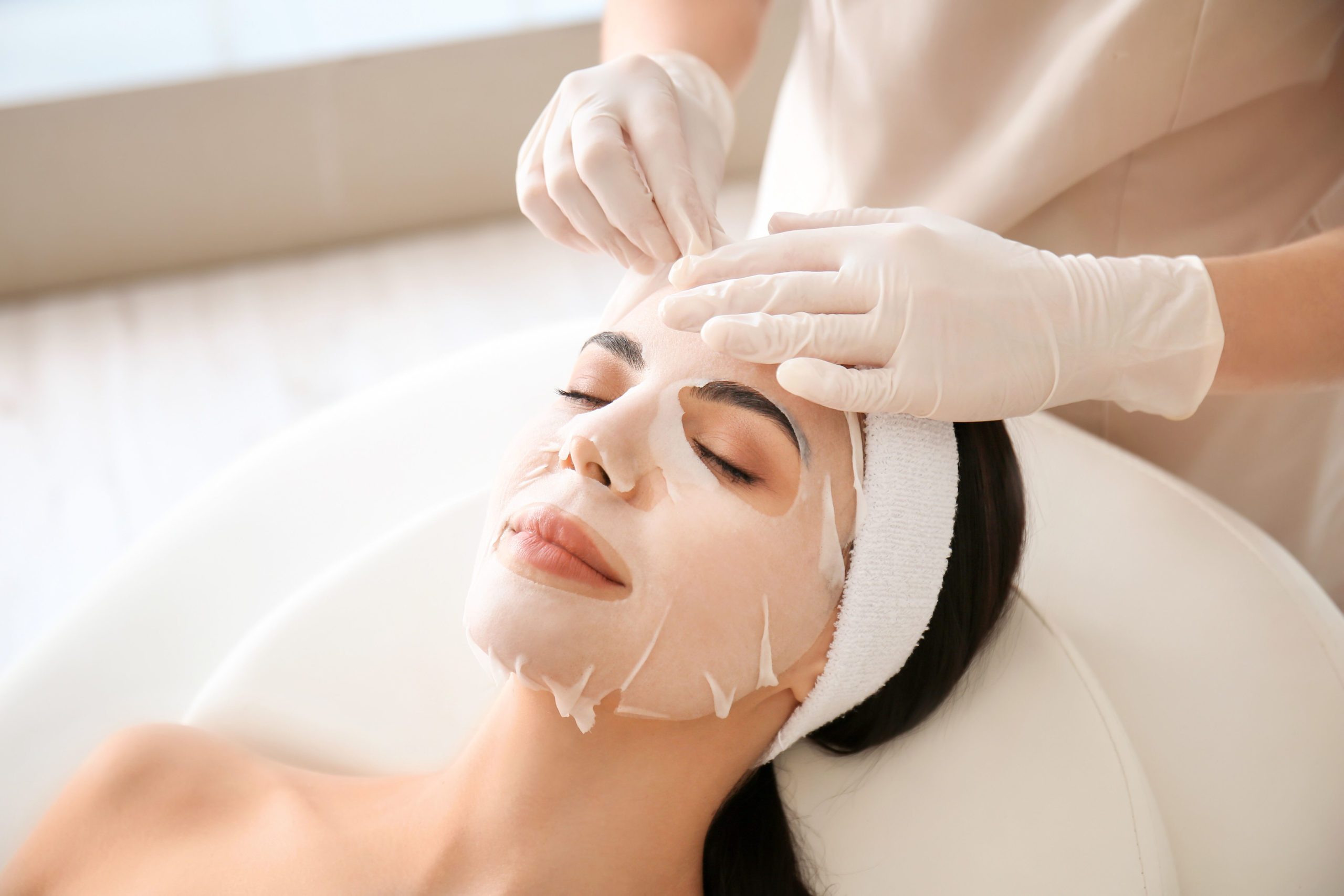 Icoone facial treatment